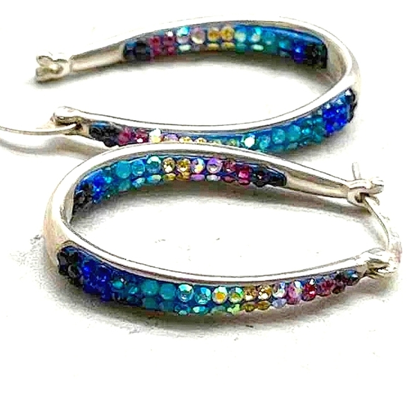 Casual Cat Silver Hoop Earrings with Multicolor Crystals - Picture 2 of 5